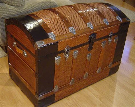 attach fabric to metal bottom of vintage trunk|how to clean antique trunk.